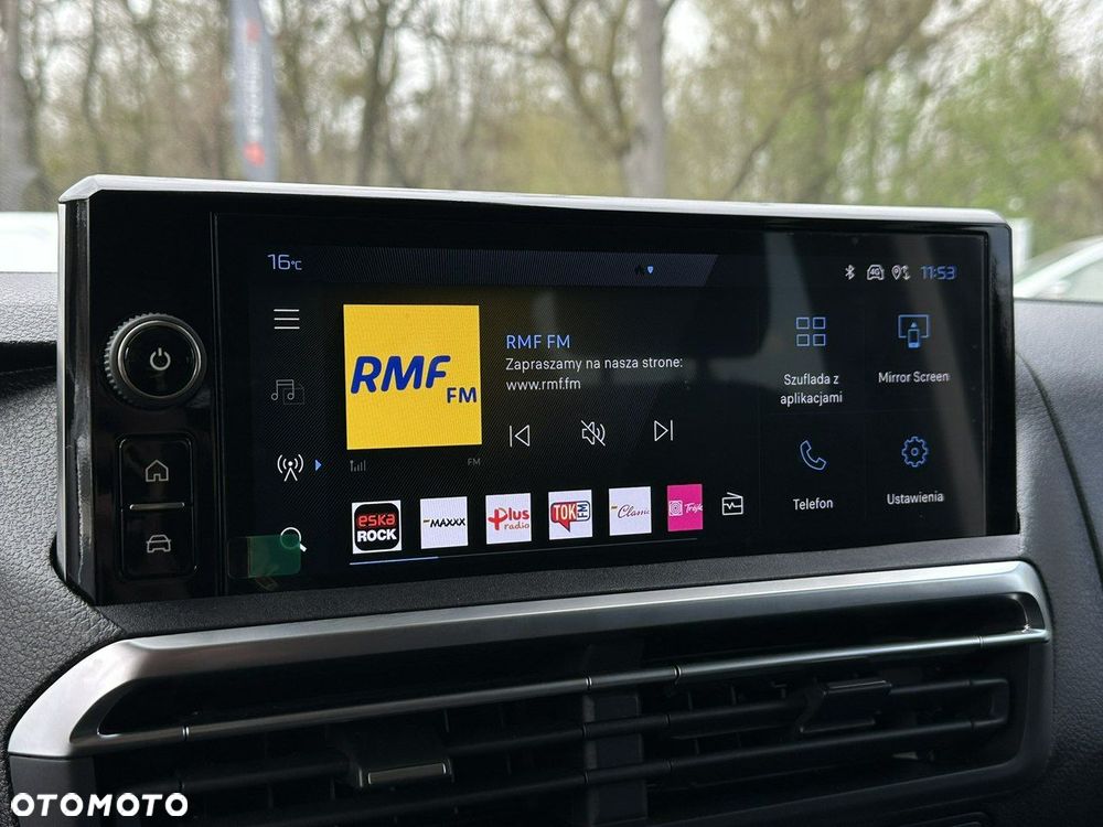 Peugeot Traveller - 31