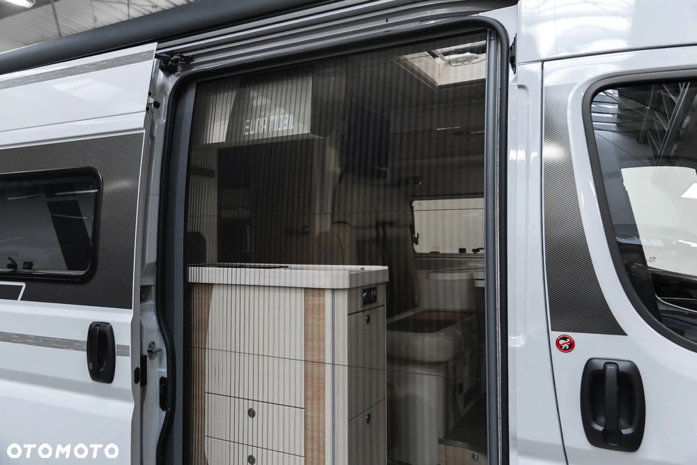 Eura Mobil 635 HB - 12