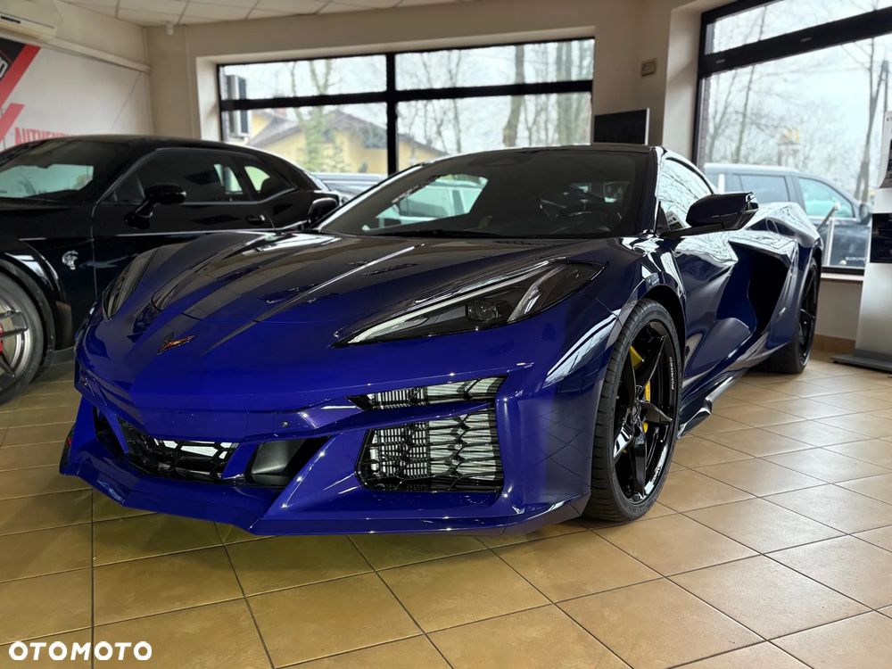 Chevrolet Corvette - 1