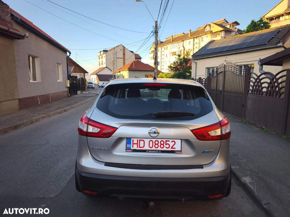 Nissan Qashqai 1.6 DCI N-Connecta - 5