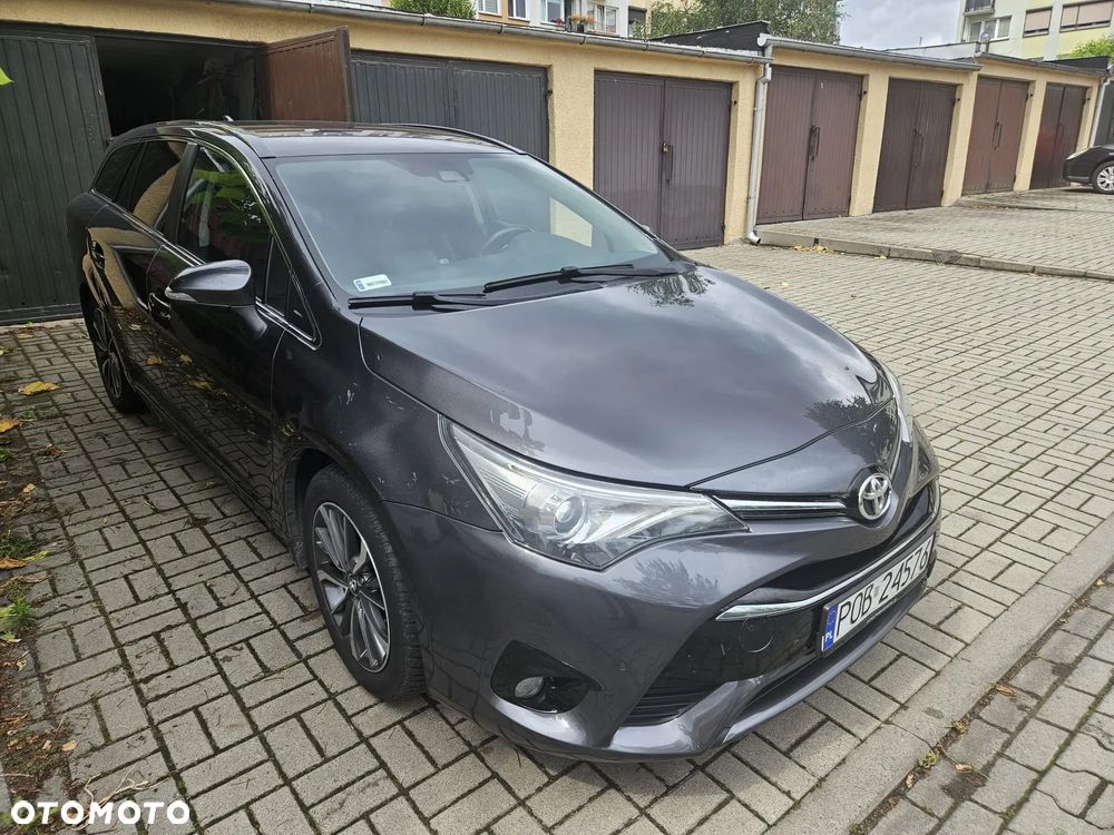 Toyota Avensis 2.0 D-4D Prestige - 6