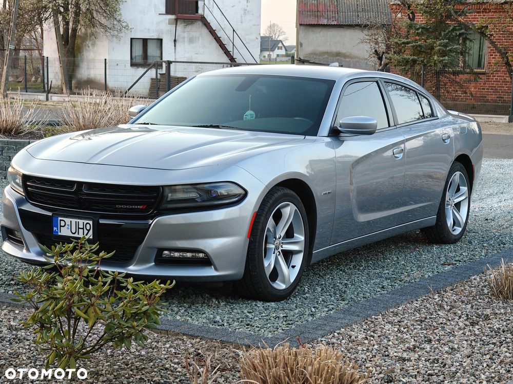 Dodge Charger 5.7 R/T - 1
