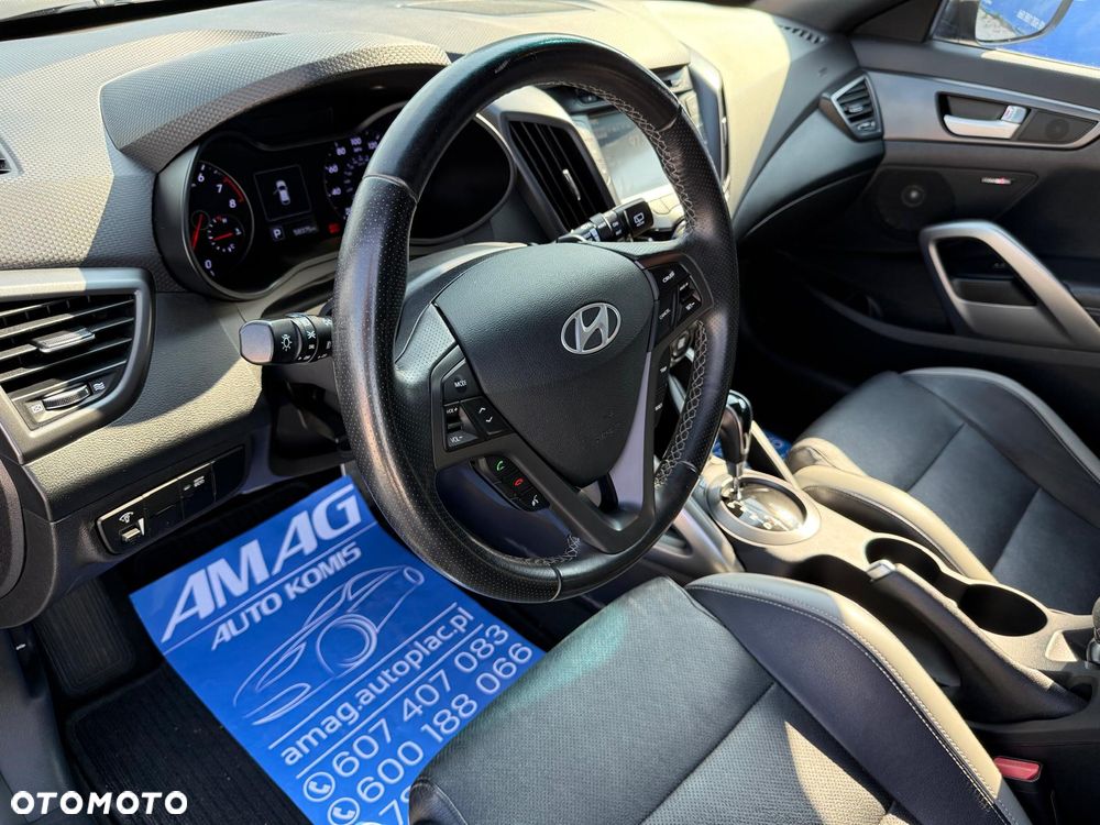 Hyundai Veloster - 15