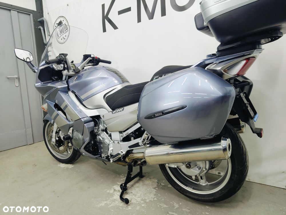 Yamaha FJR - 29