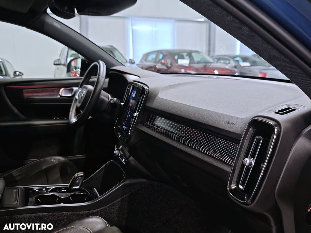 Volvo XC 40 T3 Geartronic RDesign - 22