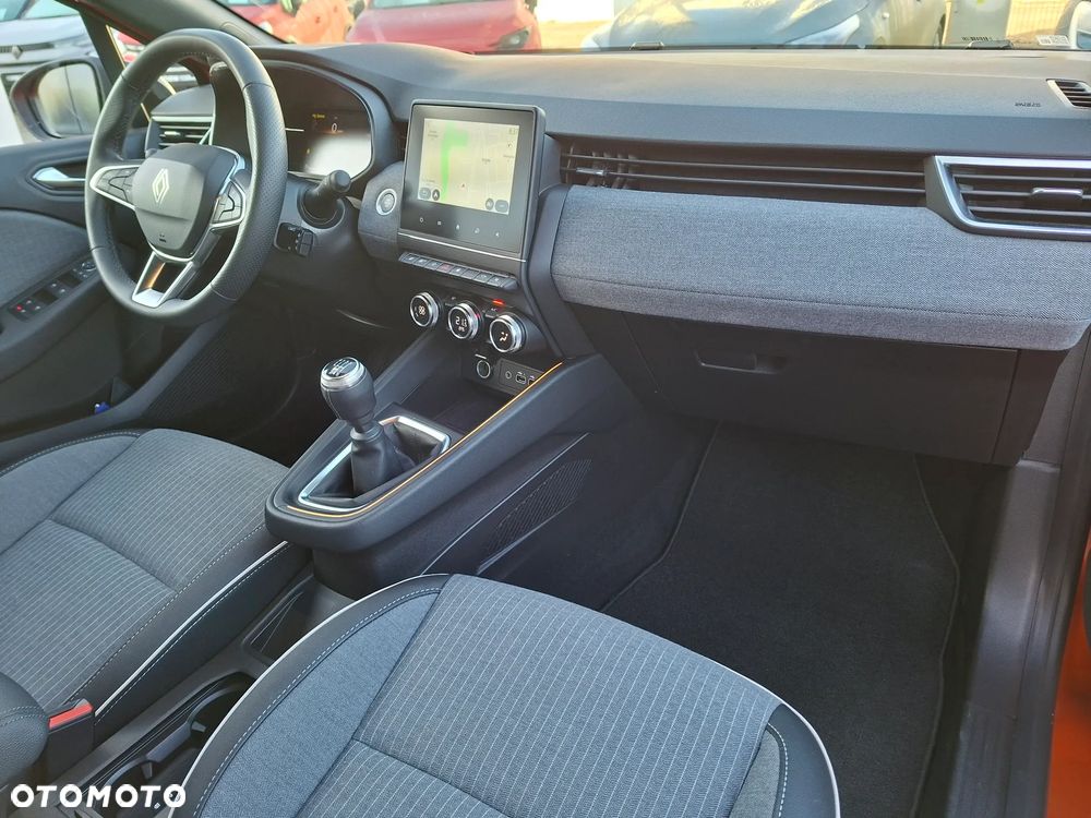 Renault Clio 1.0 TCe Techno - 25