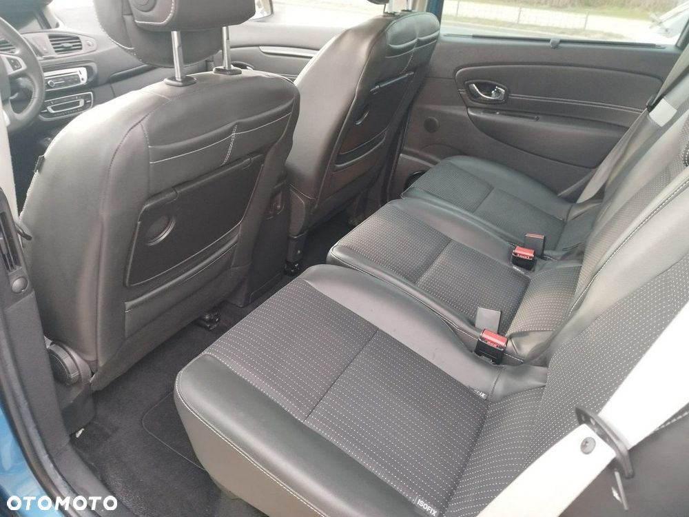 Renault Scenic - 17