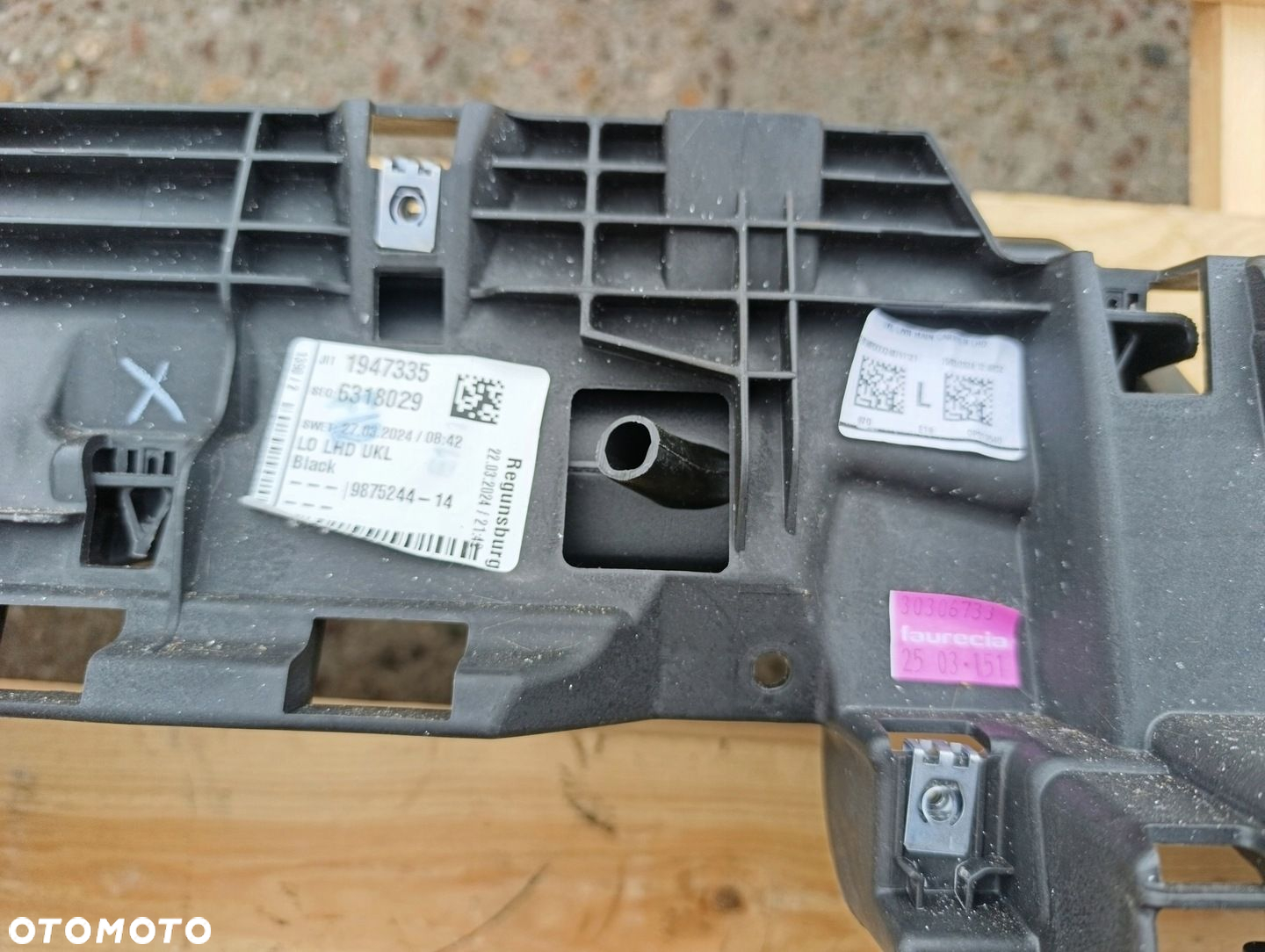 BMW U11 X1 DRUGA CZĘŚĆ KONSOLI DESKA 9875244 EUROPA - 5