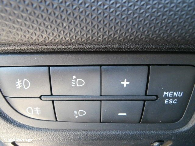 Fiat Punto 1.3 M-Jet Easy S&S - 18