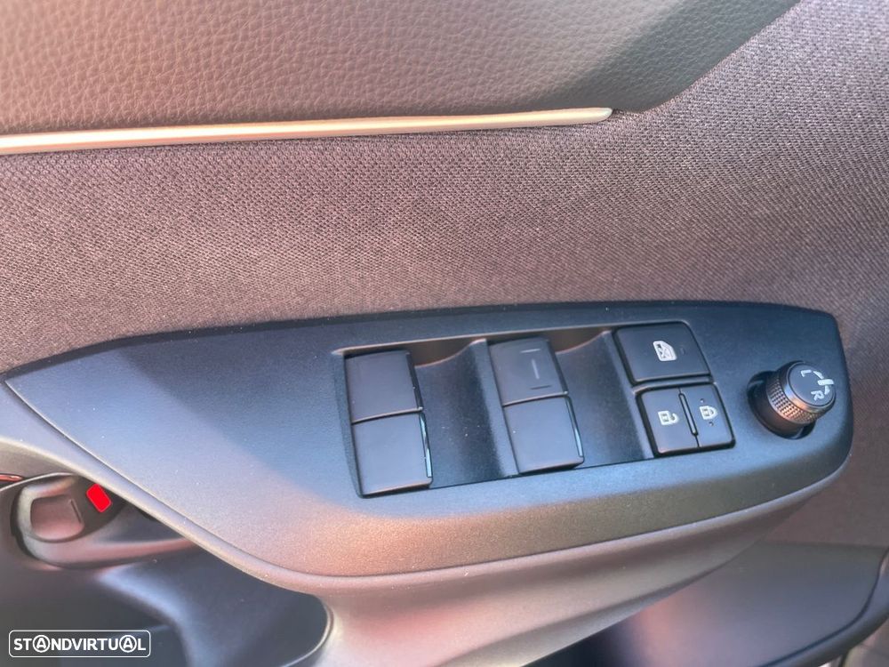Toyota Yaris Cross 1.5 Hybrid Exclusive - 27