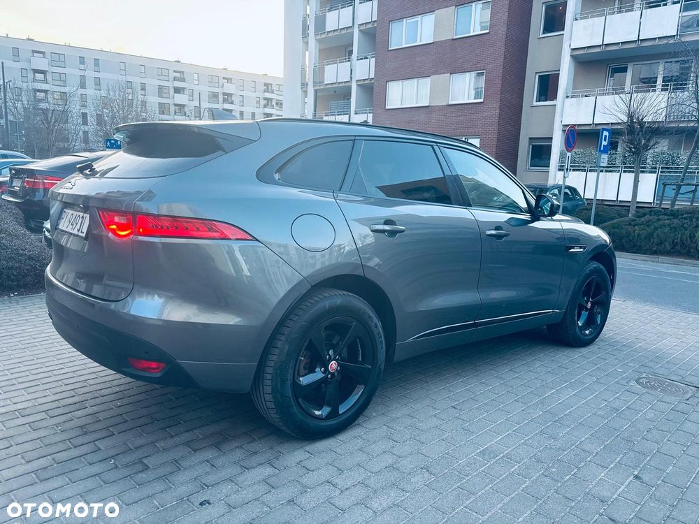 Jaguar F-Pace - 5