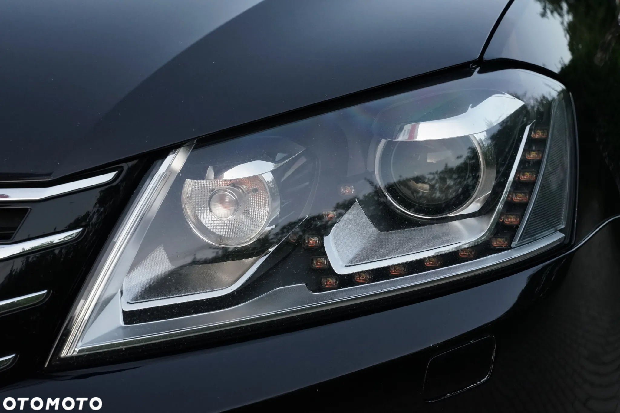 Volkswagen Passat - 11