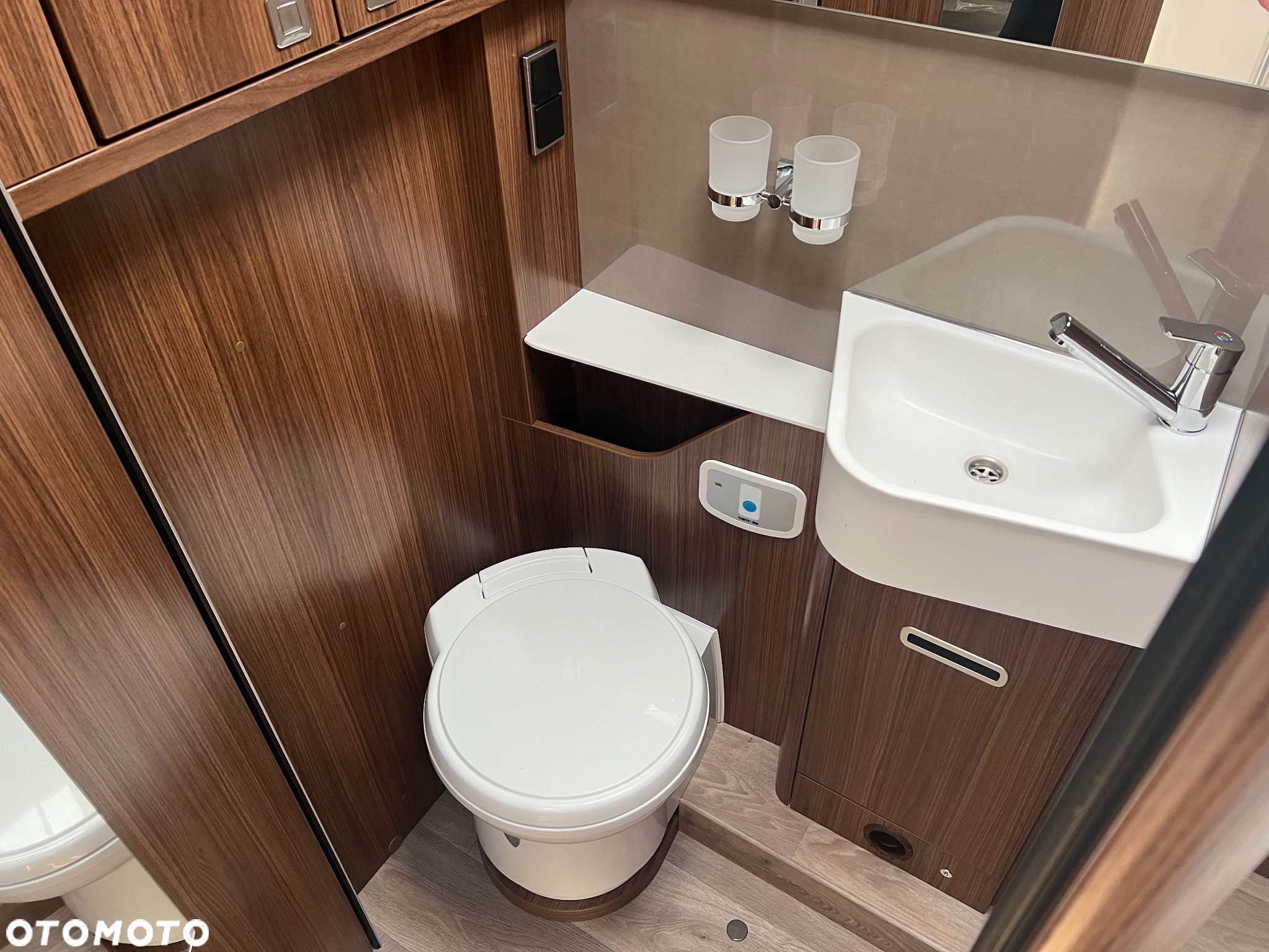 Hymer-Eriba KAMPER HYMER BMC I 690 - 14