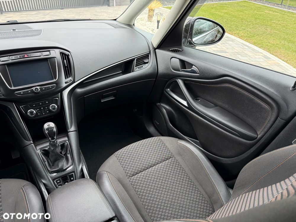 Opel Zafira 1.4 Turbo (ecoFLEX) Start/Stop Business Innovation - 18