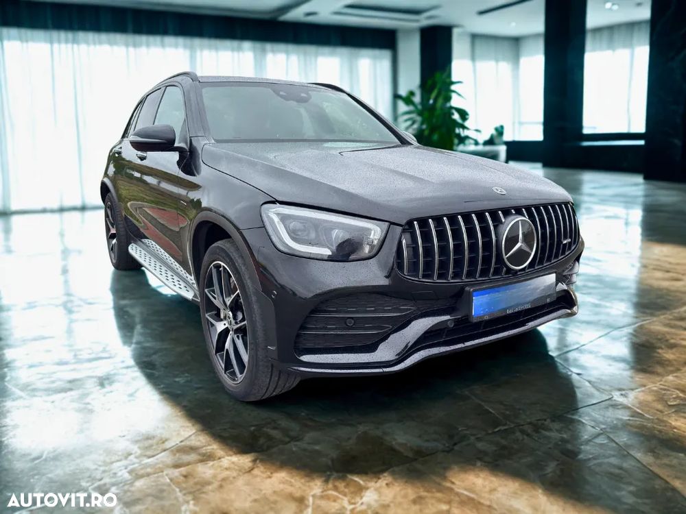 Mercedes-Benz GLC 300 e 4MATIC - 1