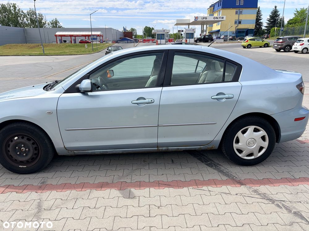 Mazda 3 2.0 Sport - 4