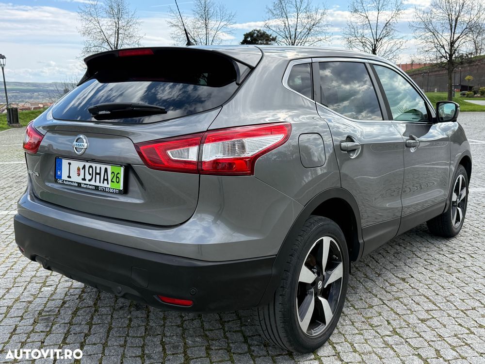 Nissan Qashqai 1.6 DCI ALL-MODE 4x4i TEKNA+ - 9