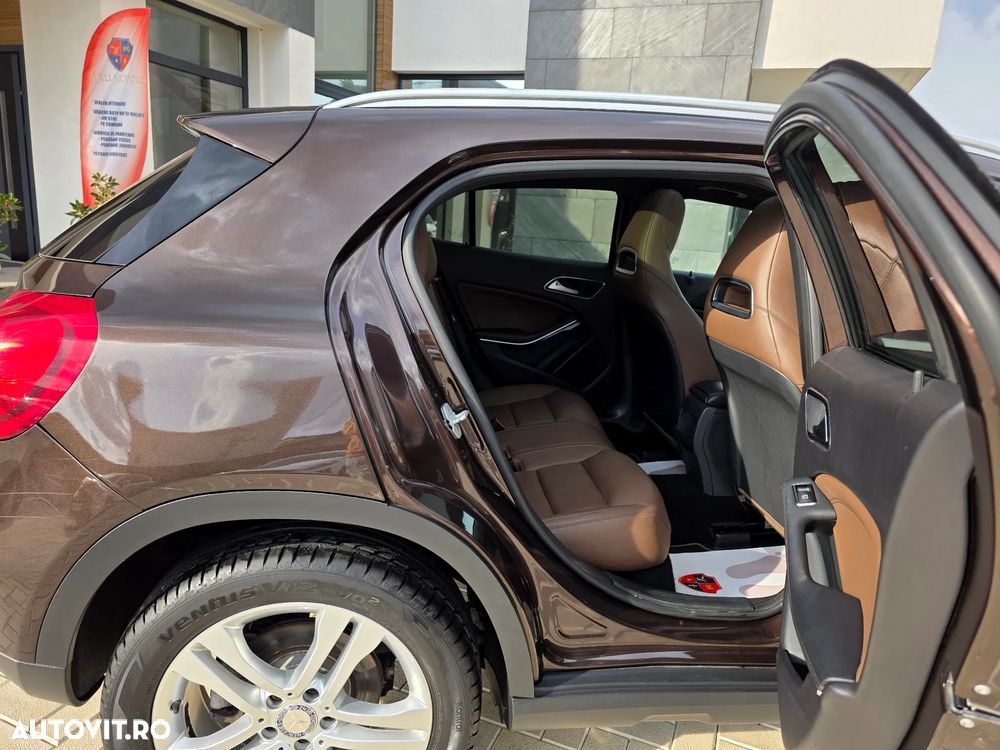 Mercedes-Benz GLA 200 (CDI) d 7G-DCT AMG Line - 22