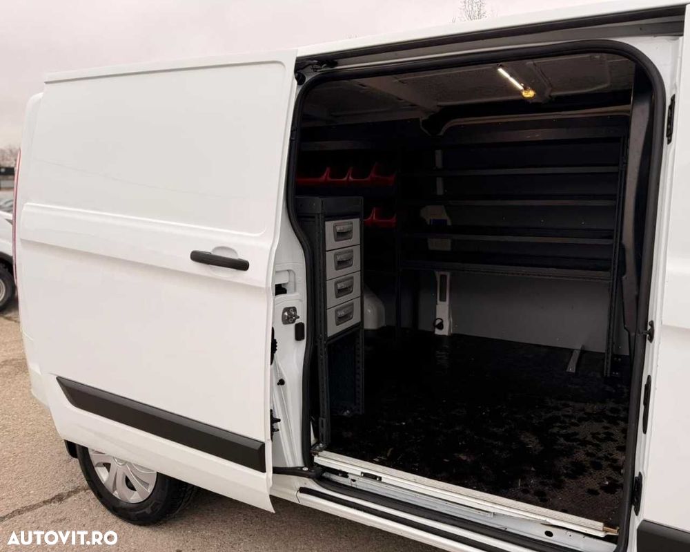 Ford TRANSIT CUSTOM - 15