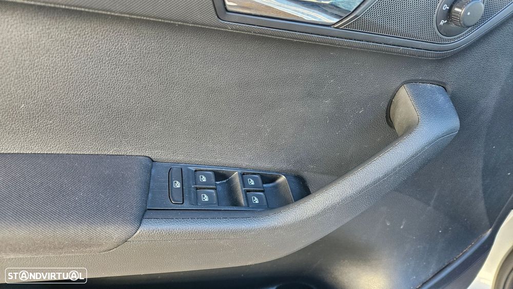 Skoda Fabia Break 1.0 TSI Ambition - 30