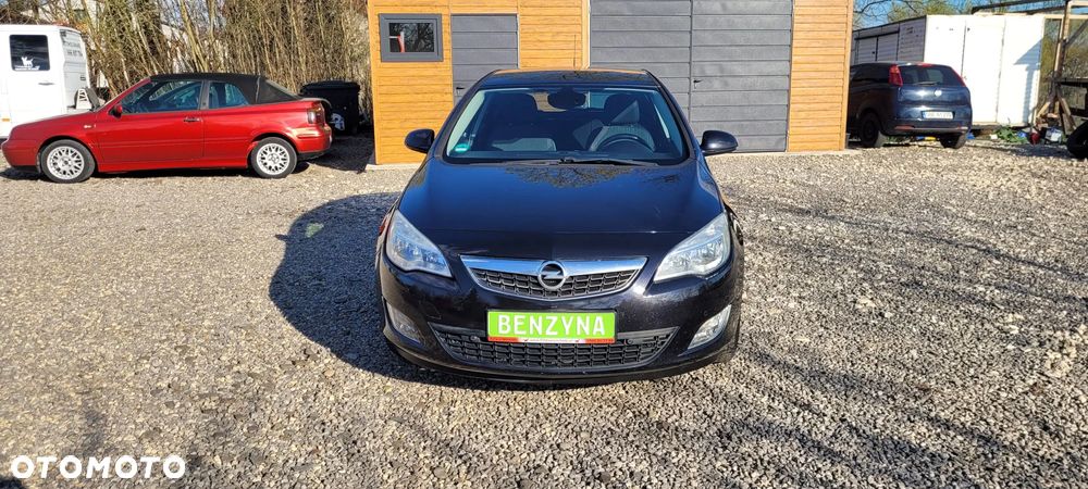 Opel Astra 1.4 ecoFLEX - 39