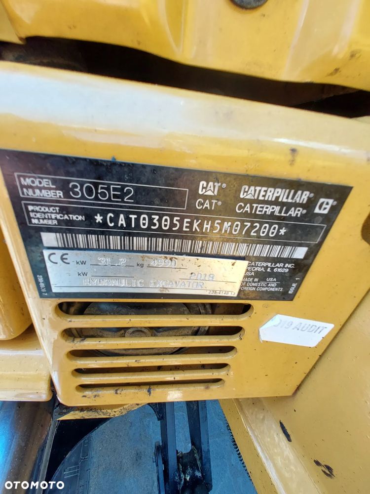 Caterpillar 305E2 - 12