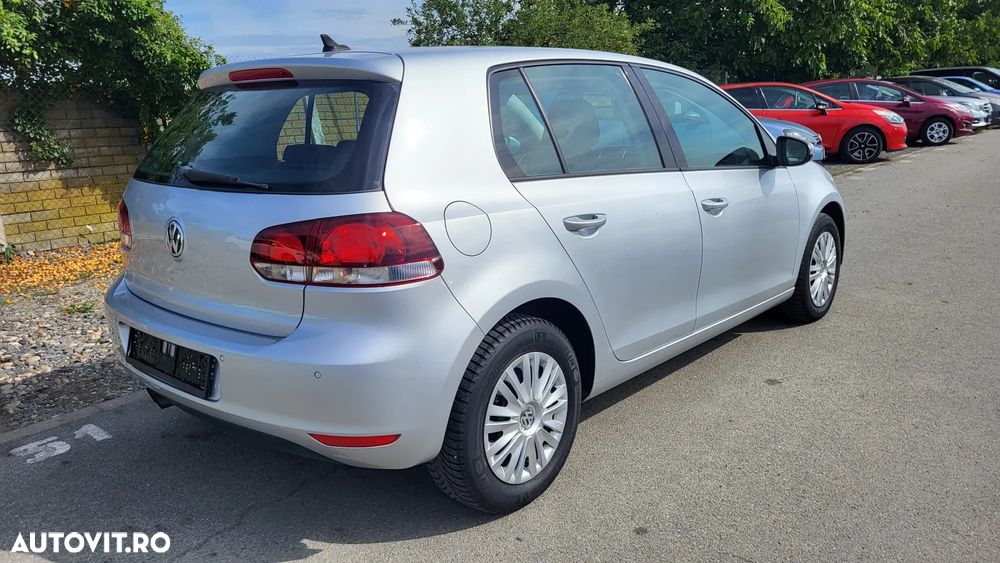 Volkswagen Golf - 4