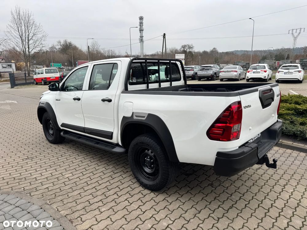 Toyota Hilux 2.4 D-4D Extra Cab DLX 4x4 - 9