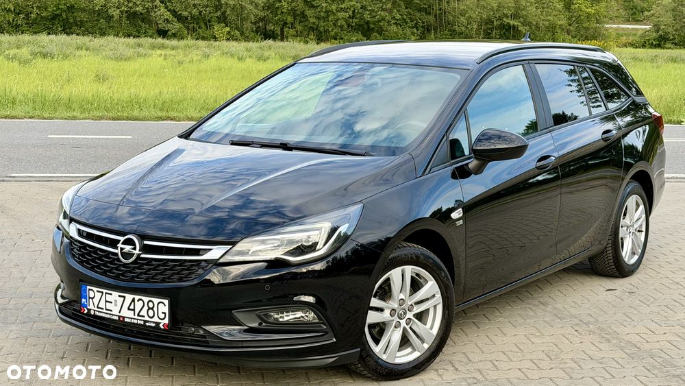 Opel Astra 1.4 Turbo Innovation - 4