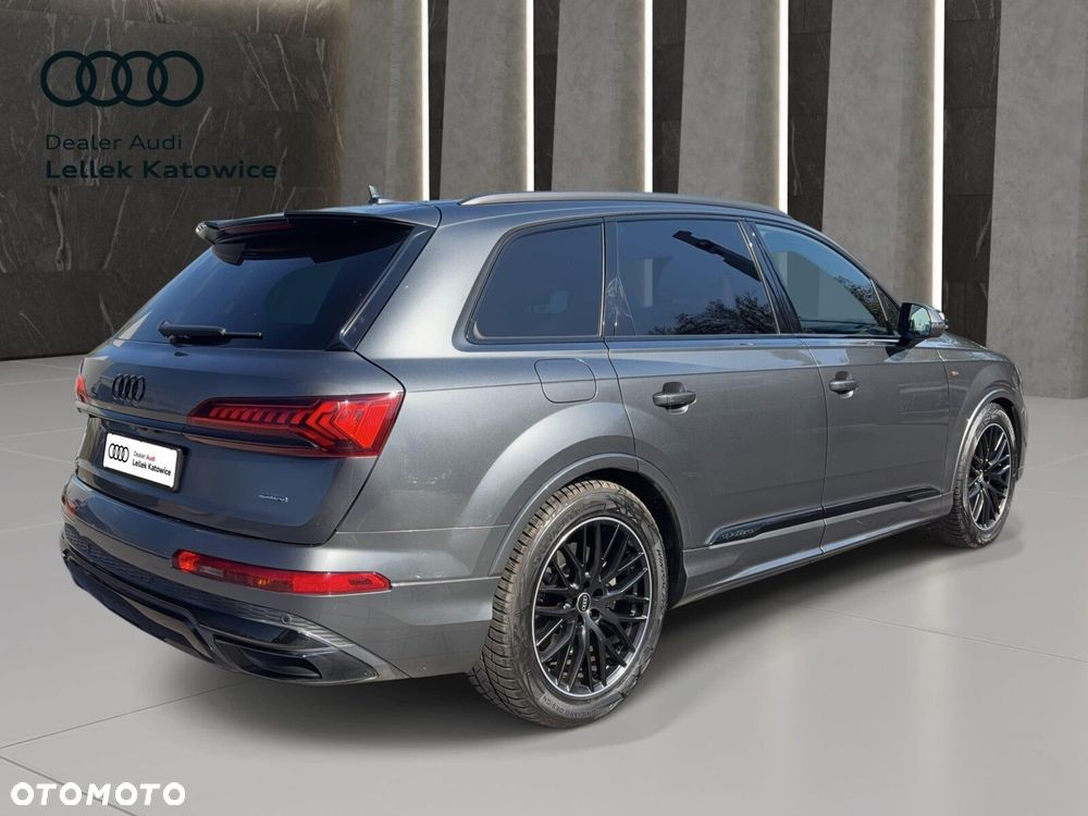 Audi Q7 55 TFSI mHEV Quattro S Line Tiptr - 3