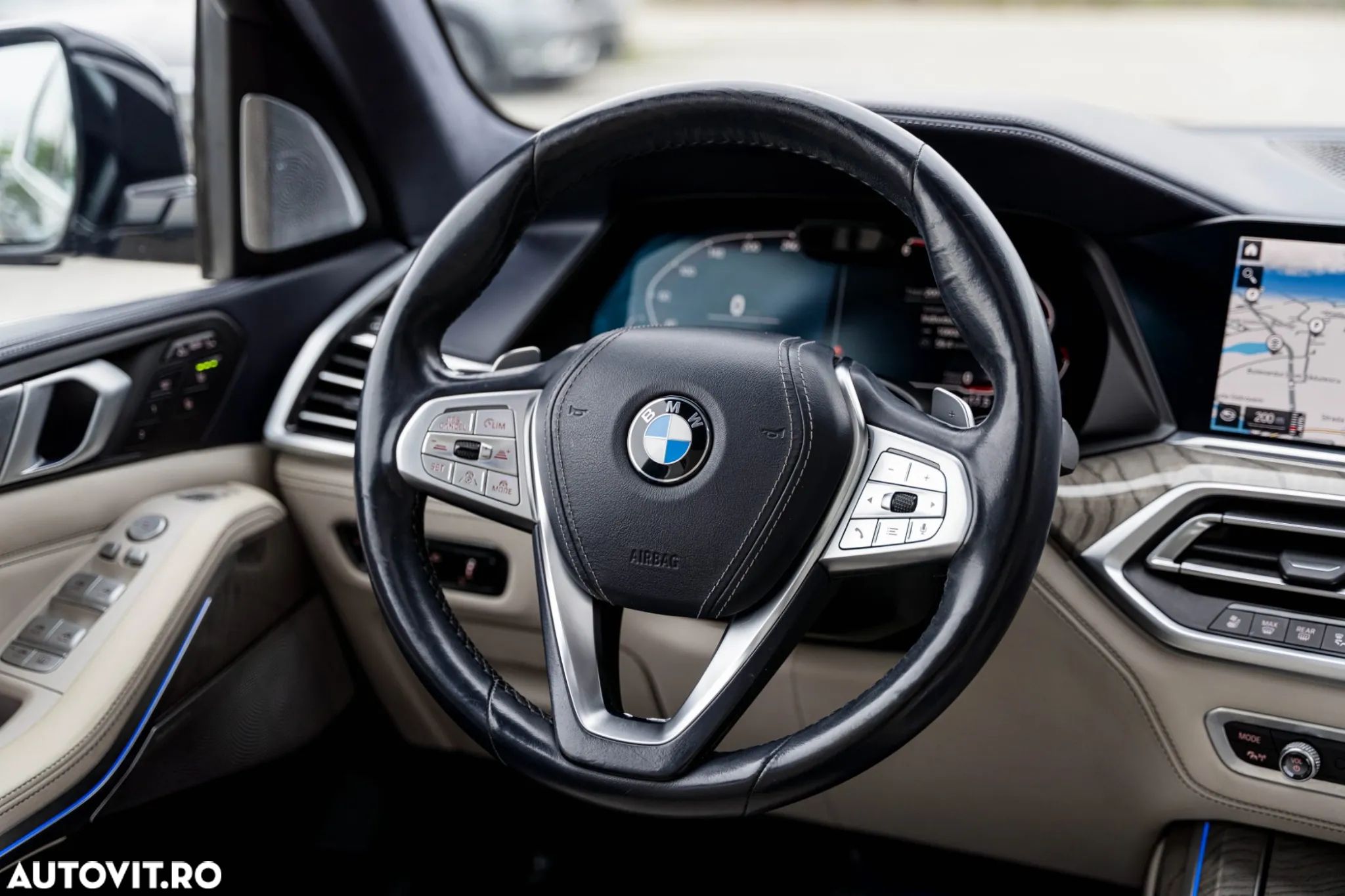BMW X7 xDrive30d - 26