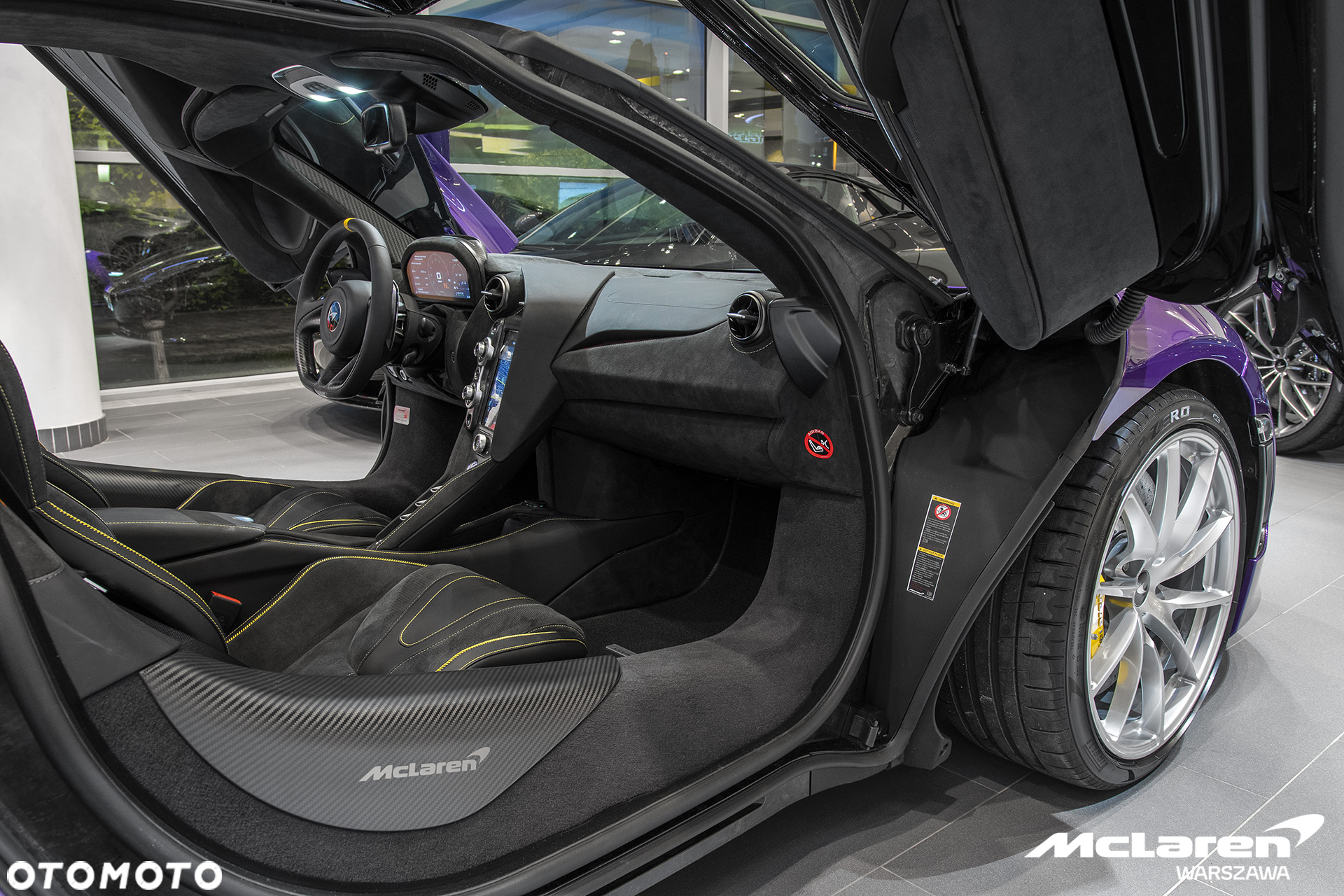 McLaren 720S Coupe - 12
