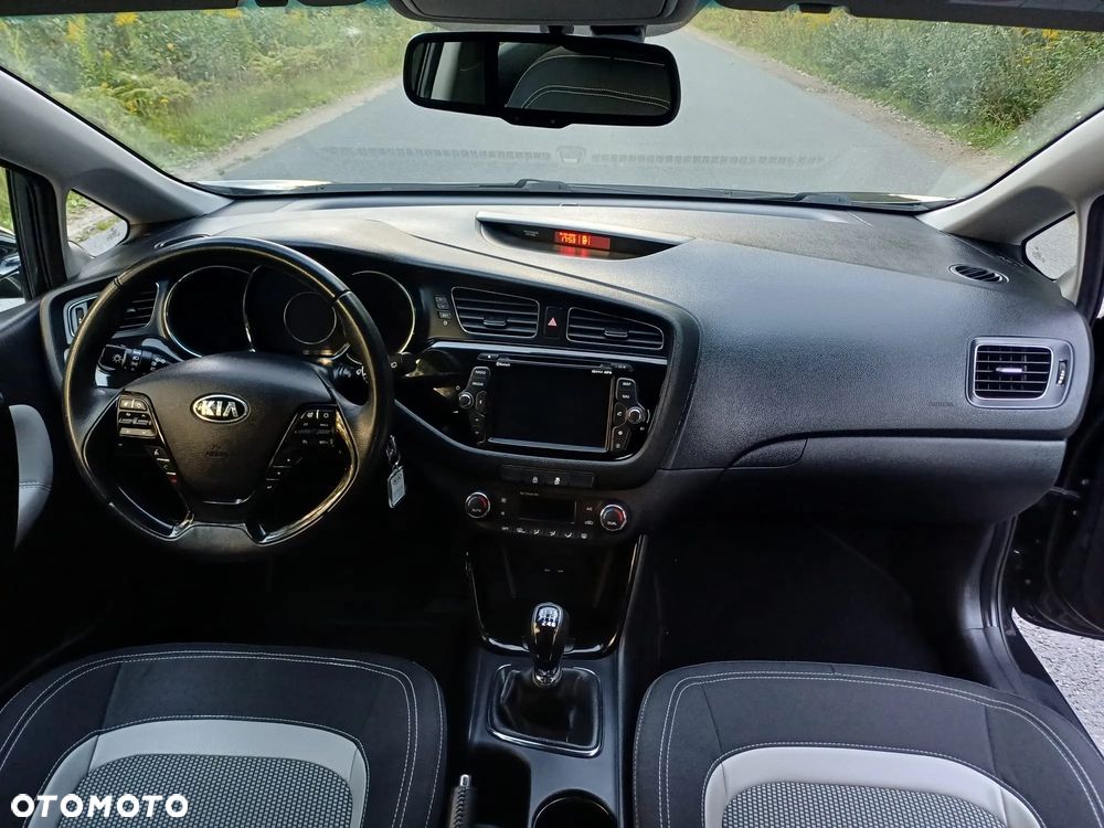 Kia Ceed - 7