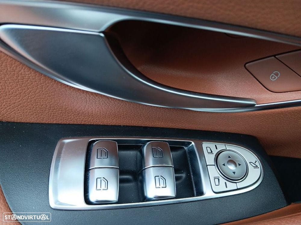 Mercedes-Benz E 220 d AMG Line - 21