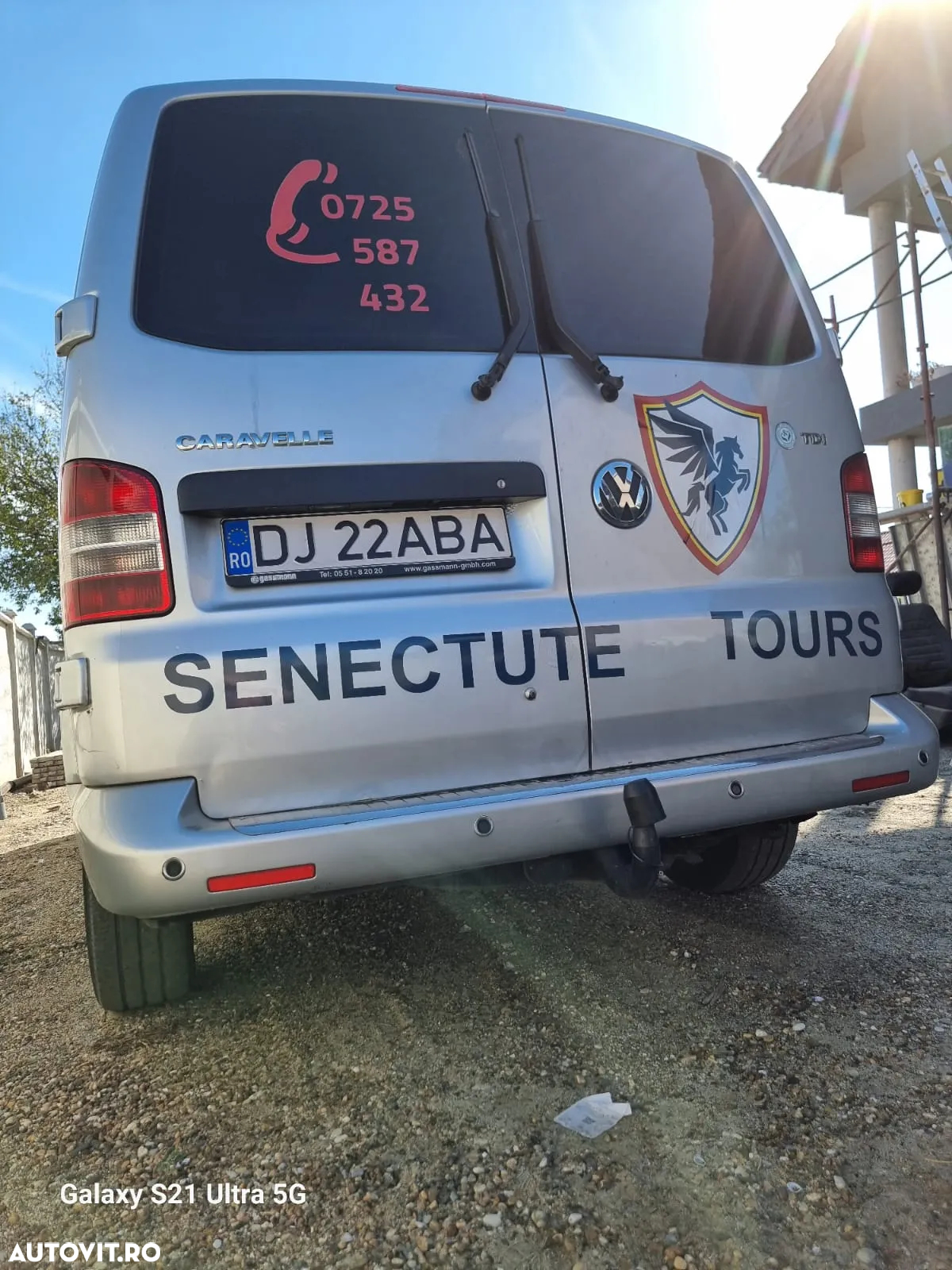 Volkswagen Caravelle - 11