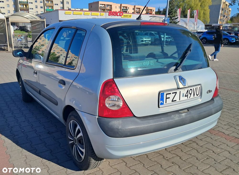 Renault Clio - 5