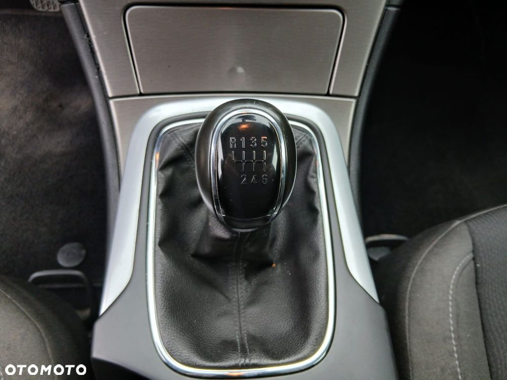 Opel Insignia 1.6 Turbo - 25