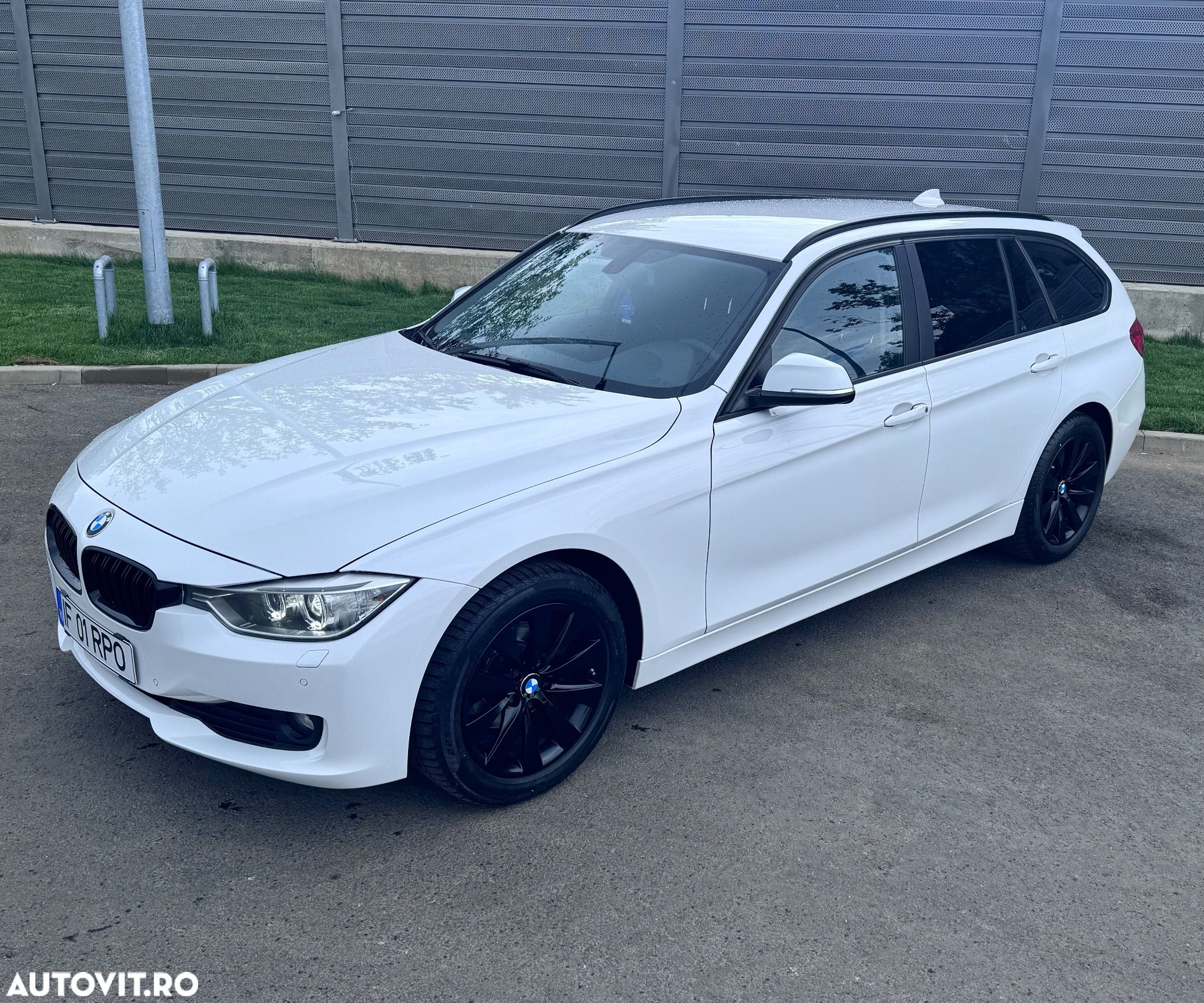 BMW Seria 3 - 1