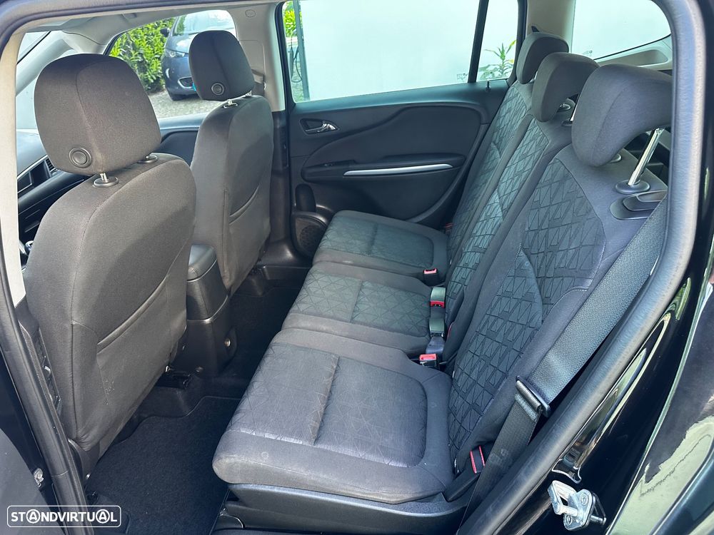 Opel Zafira 1.6 CDTi 120 Anos S/S - 26