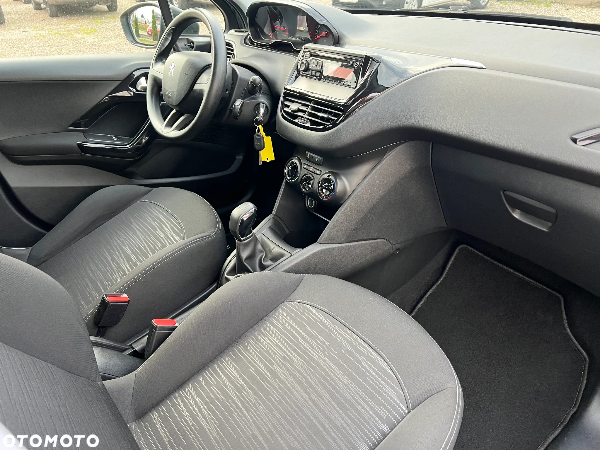 Peugeot 208 PureTech 68 Active - 32