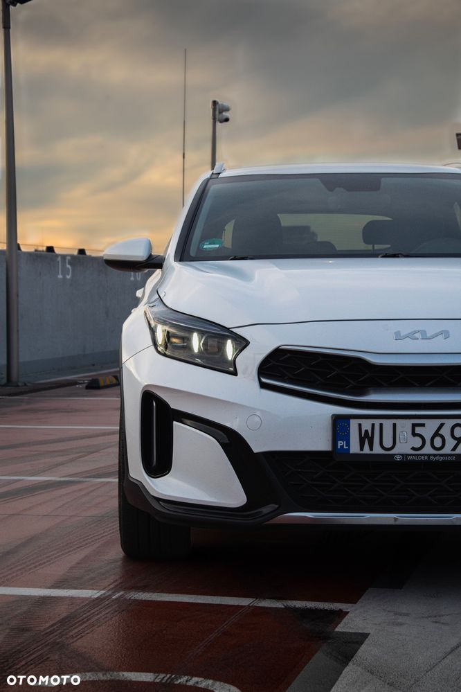 Kia XCeed 1.5 T-GDI M - 8
