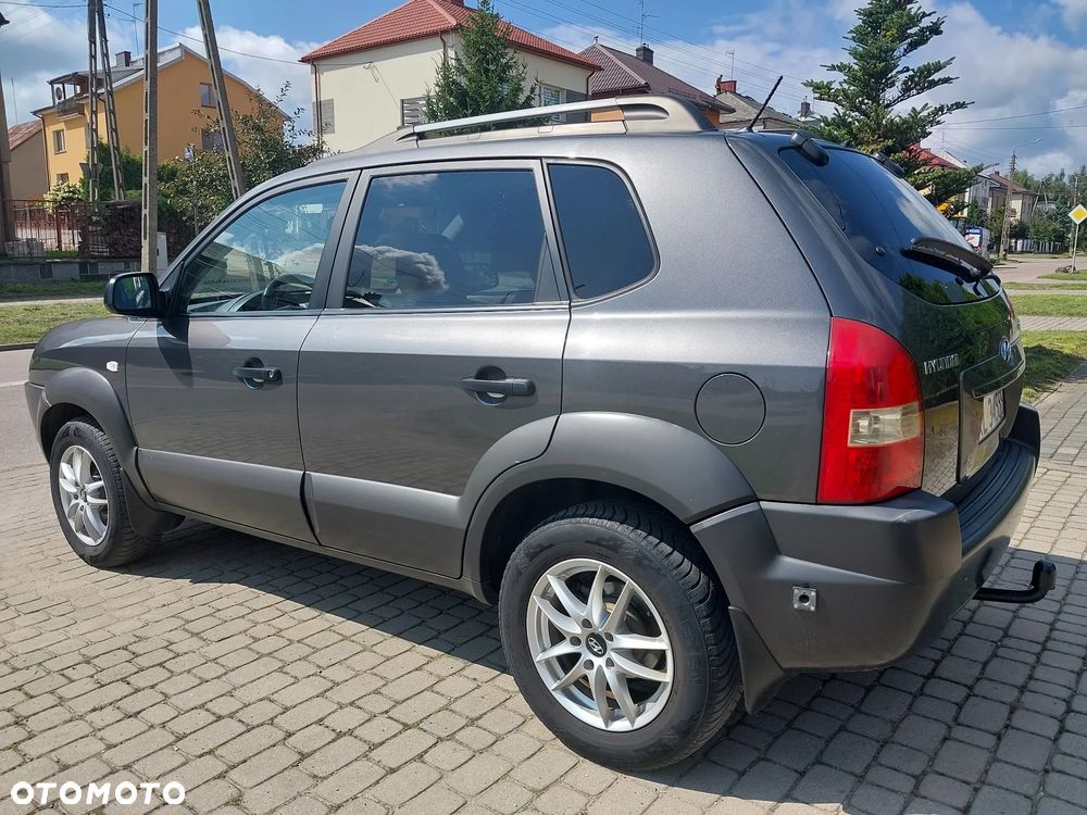 Hyundai Tucson 2.0 2WD Edition Plus - 2