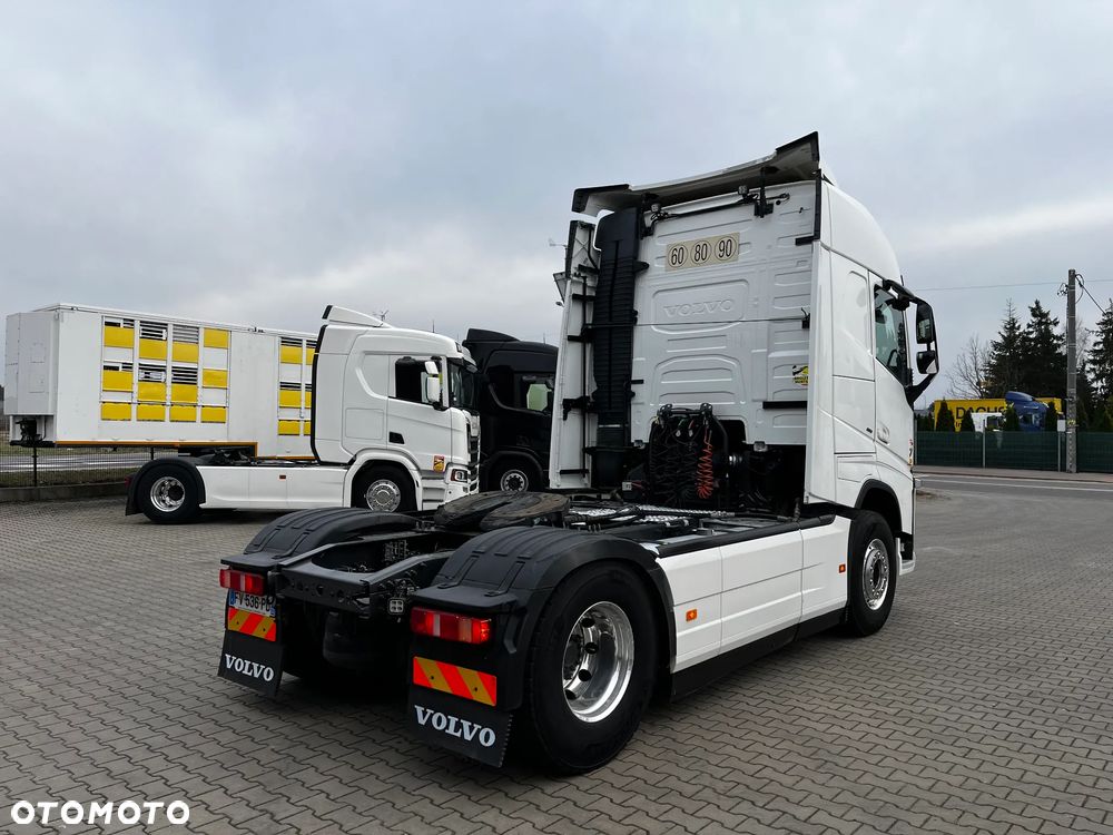 Volvo FH 460 HYDRAULIKA SPROWADZONY Z FRANCJI SERWISOWANY LODÓWKA KLIMA POSTOJOWA - 4