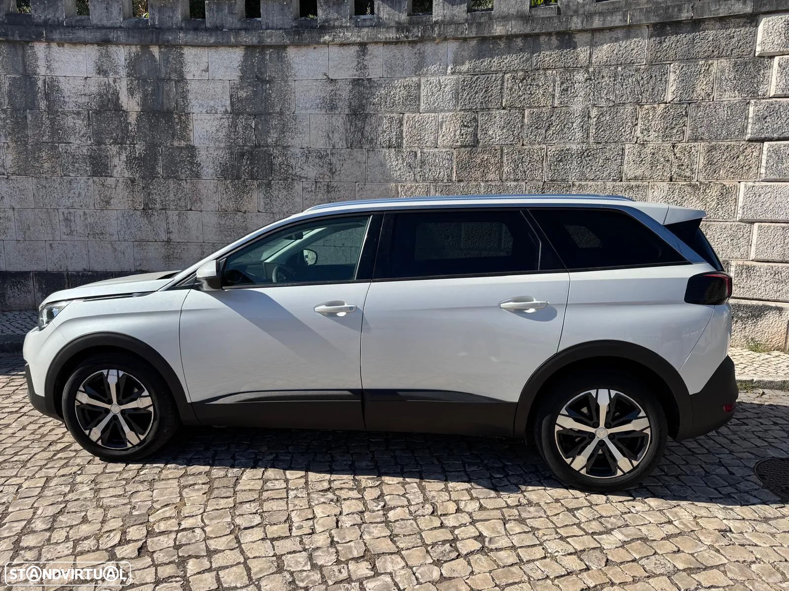Peugeot 5008 BlueHDI 130 EAT8 Allure Business-Pack - 1
