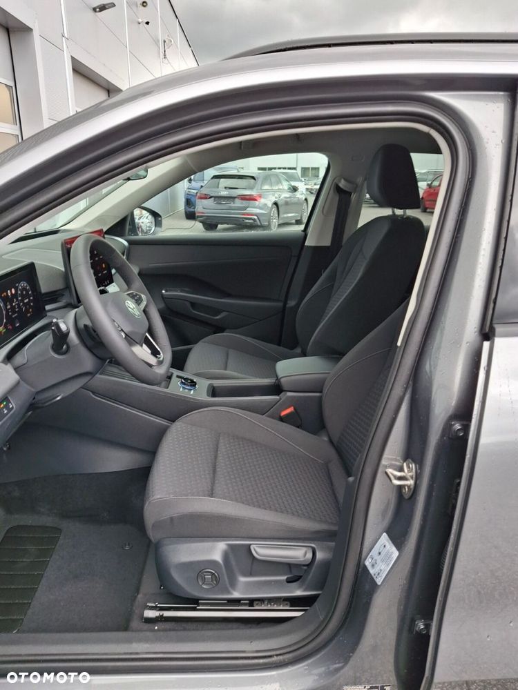 Volkswagen T-Roc 1.5 eTSI Life DSG - 12