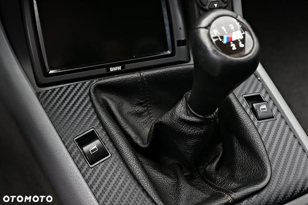 BMW Seria 3 320i - 33