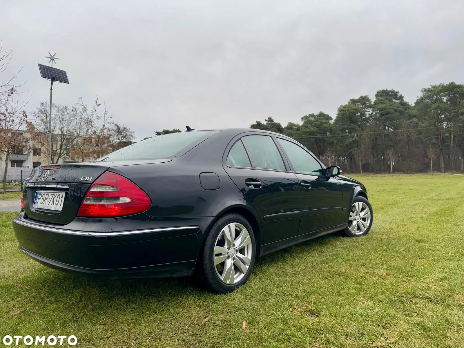 Mercedes-Benz Klasa E - 33