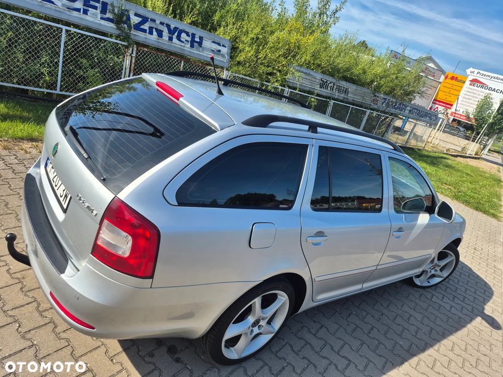 Skoda Octavia 2.0 TDI DPF Ambiente - 11