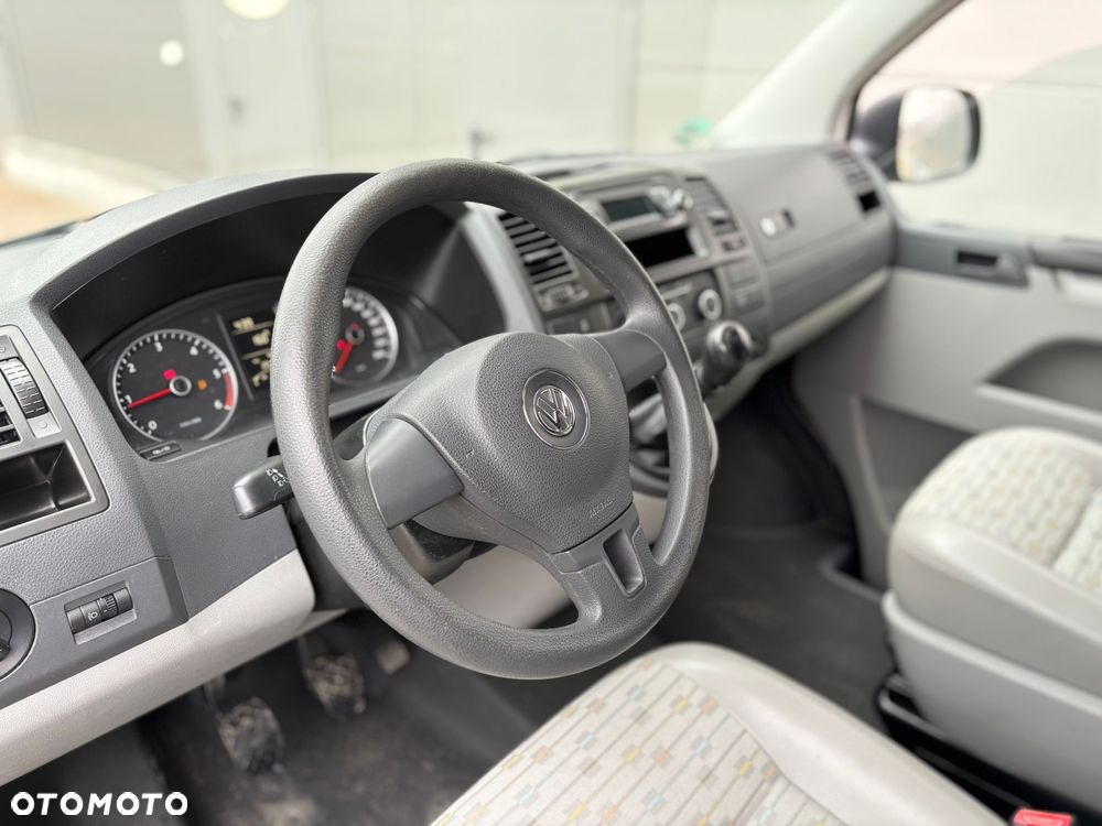 Volkswagen Transporter Caravelle Lang Profi - 11