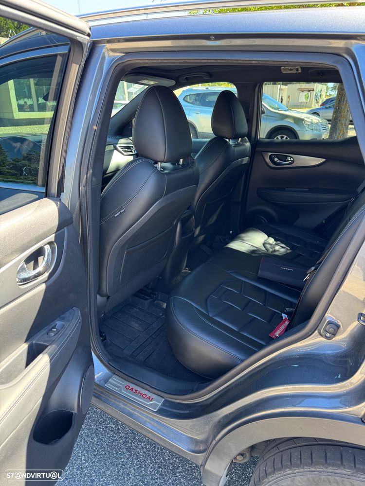 Nissan Qashqai 1.5 dCi Tekna Premium Bose+A+C - 17